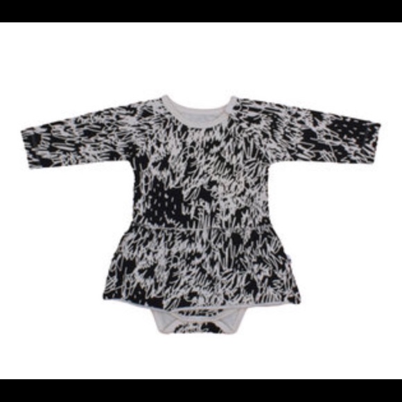 Noe & Zoe Organic Skirted Scribble Onesie - Picture 1 of 5